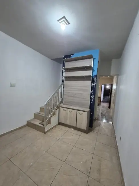 Casa com 2 quartos para alugar, 60m2 em Itaquera, São Paulo - SP - imagem 8 Foto 8 de Casa com 2 quartos para alugar, 60m2 em Itaquera, São Paulo - SP