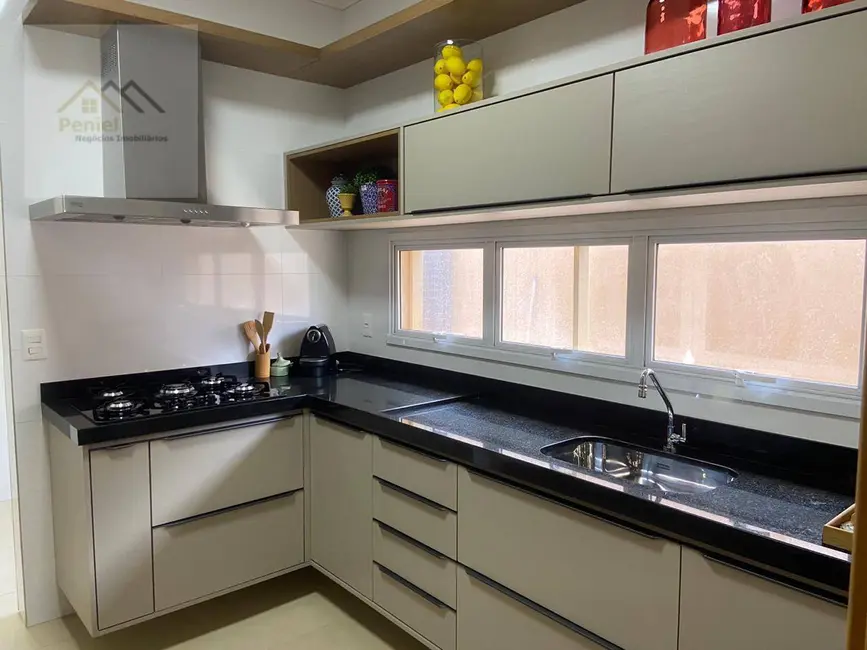 Casa de Condomínio com 3 quartos à venda, 275m2 em Recreio Anhangüera, Ribeirao Preto - SP - imagem 3 Foto 3 de Casa de Condomínio com 3 quartos à venda, 275m2 em Recreio Anhangüera, Ribeirao Preto - SP