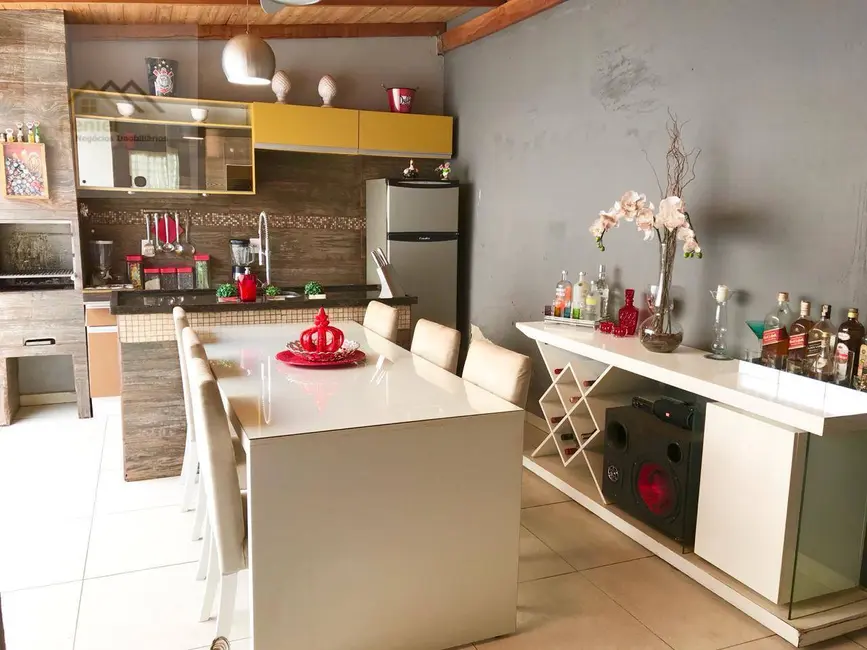 Casa com 2 quartos à venda, 160m2 em Jardim Porto Seguro, Ribeirao Preto - SP - imagem 5 Foto 5 de Casa com 2 quartos à venda, 160m2 em Jardim Porto Seguro, Ribeirao Preto - SP