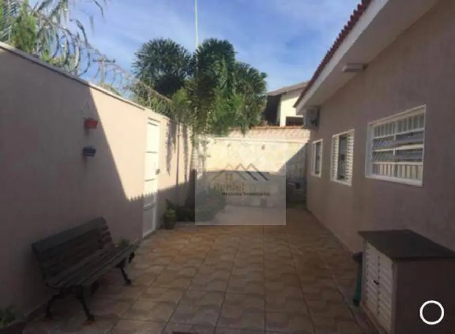 Casa com 3 quartos à venda, 282m2 em Residencial e Comercial Palmares, Ribeirao Preto - SP - imagem 8 Foto 8 de Casa com 3 quartos à venda, 282m2 em Residencial e Comercial Palmares, Ribeirao Preto - SP