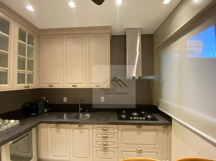 Sobrado com 3 quartos à venda, 300m2 em Recreio das Acácias, Ribeirao Preto - SP - imagem 3 Foto 3 de Sobrado com 3 quartos à venda, 300m2 em Recreio das Acácias, Ribeirao Preto - SP