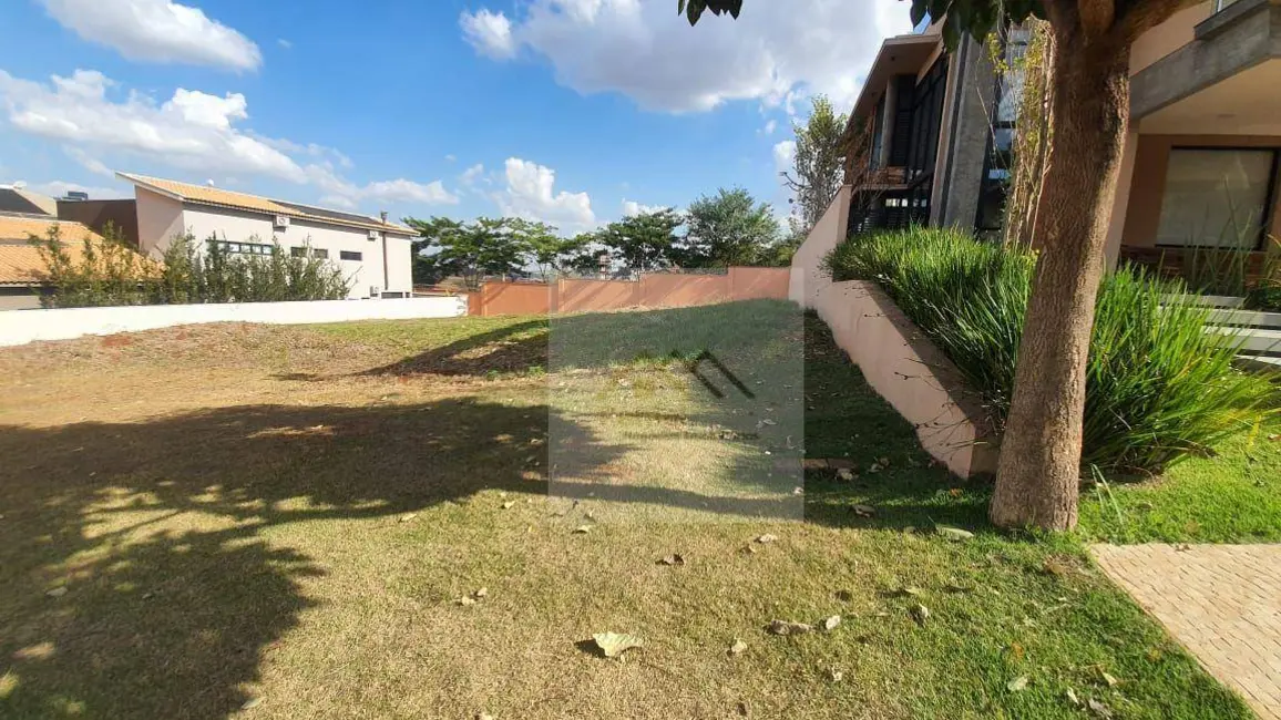 Foto 1 de Terreno / Lote à venda, 545m2 em Ribeirao Preto - SP