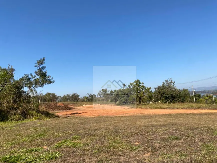 Foto 2 de Terreno / Lote à venda, 21000m2 em Delfinopolis - MG