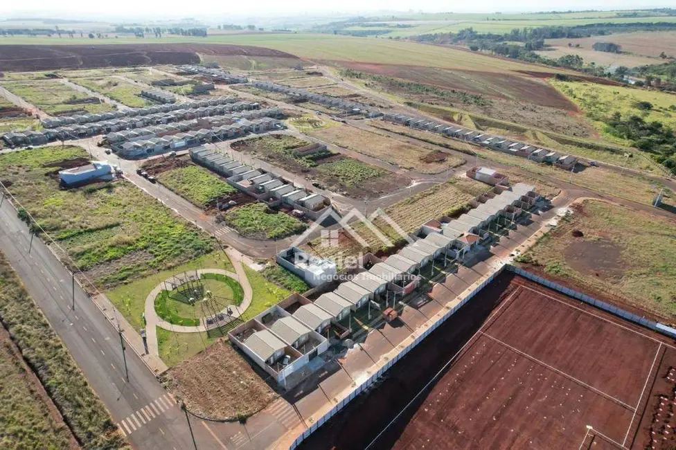 Foto 1 de Terreno / Lote à venda, 171m2 em Cravinhos - SP