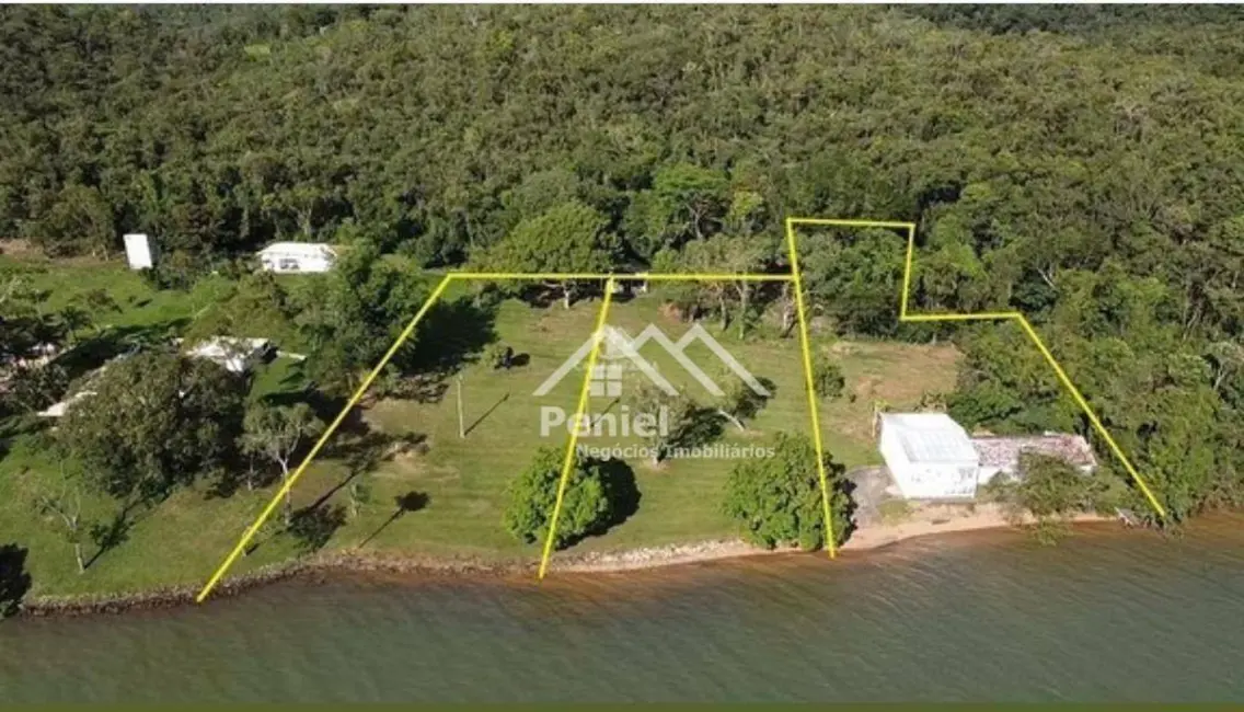 Foto 1 de Terreno / Lote à venda, 2334m2 em Rifaina, SP