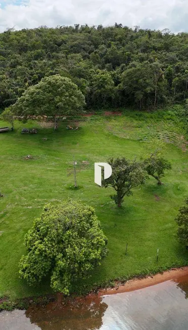 Foto 1 de Terreno / Lote à venda, 2334m2 em Rifaina - SP