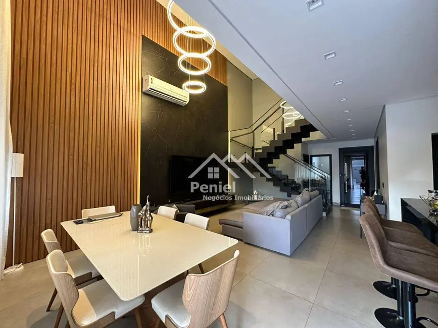 Sobrado com 3 quartos à venda, 250m2 em Ribeirao Preto - SP - imagem 1 Foto 1 de Sobrado com 3 quartos à venda, 250m2 em Ribeirao Preto - SP