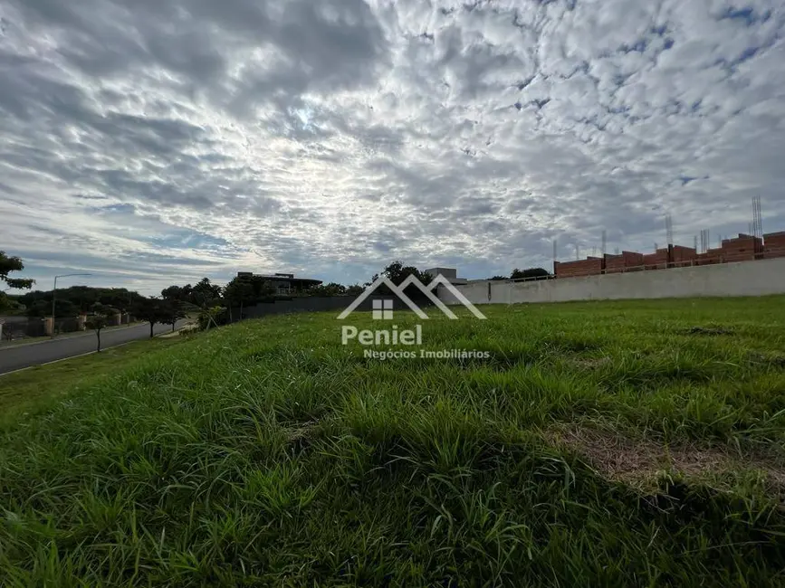 Terreno / Lote à venda, 1846m2 em Cravinhos - SP - imagem 1 Foto 1 de Terreno / Lote à venda, 1846m2 em Cravinhos - SP