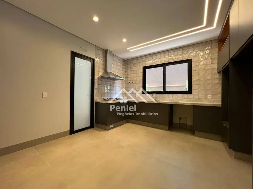 Sobrado com 4 quartos à venda, 505m2 em Ribeirao Preto - SP - imagem 8 Foto 8 de Sobrado com 4 quartos à venda, 505m2 em Ribeirao Preto - SP