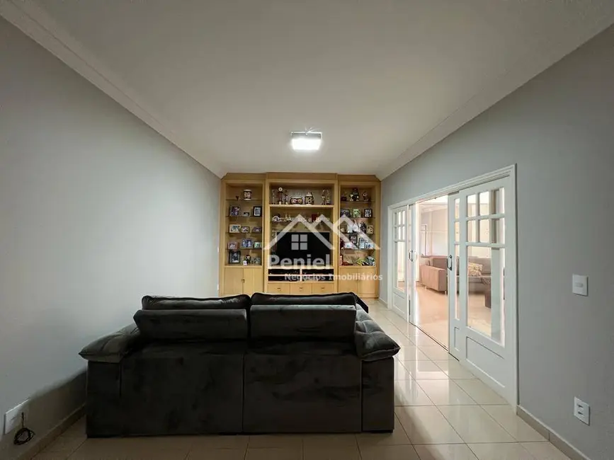 Sobrado com 4 quartos à venda, 1075m2 em Ribeirao Preto - SP - imagem 7 Foto 7 de Sobrado com 4 quartos à venda, 1075m2 em Ribeirao Preto - SP
