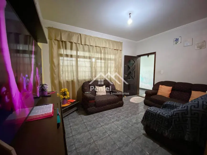 Sobrado com 3 quartos à venda, 130m2 em Jardim Heitor Rigon, Ribeirao Preto - SP - imagem 5 Foto 5 de Sobrado com 3 quartos à venda, 130m2 em Jardim Heitor Rigon, Ribeirao Preto - SP