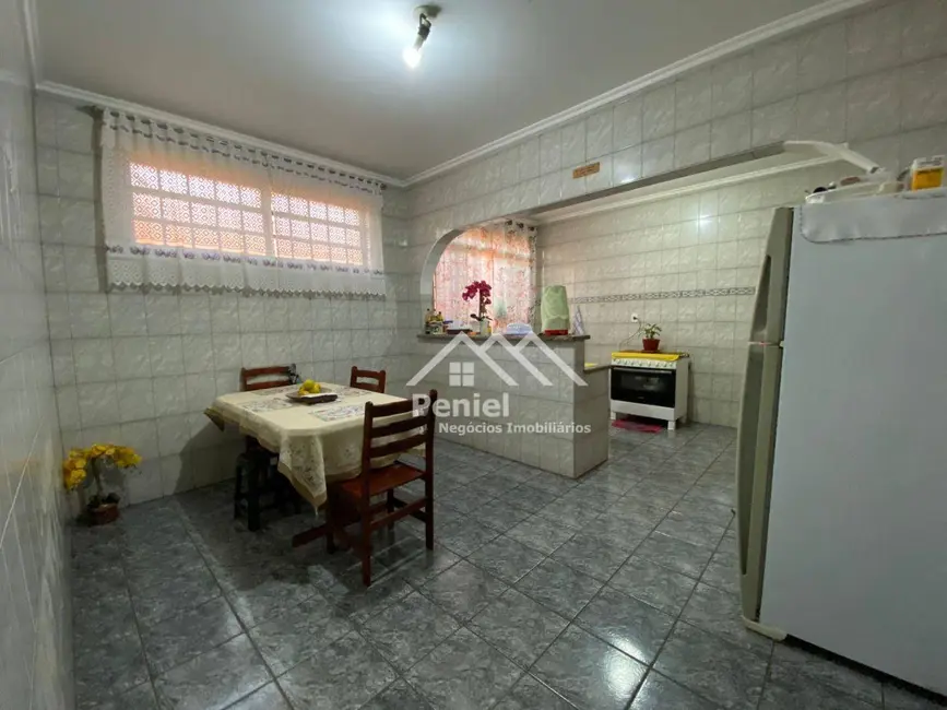 Sobrado com 3 quartos à venda, 130m2 em Jardim Heitor Rigon, Ribeirao Preto - SP - imagem 7 Foto 7 de Sobrado com 3 quartos à venda, 130m2 em Jardim Heitor Rigon, Ribeirao Preto - SP