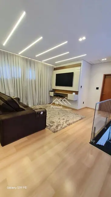 Foto 1 de Sobrado com 3 quartos à venda, 250m2 em Ribeirao Preto - SP
