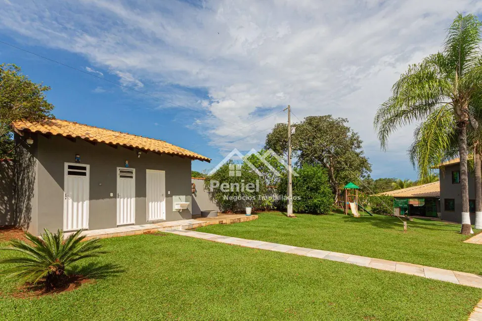 Sítio / Rancho com 5 quartos à venda, 3400m2 em Rifaina - SP - imagem 4 Foto 4 de Sítio / Rancho com 5 quartos à venda, 3400m2 em Rifaina - SP