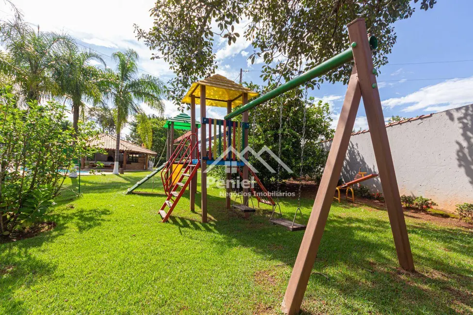 Sítio / Rancho com 5 quartos à venda, 3400m2 em Rifaina - SP - imagem 8 Foto 8 de Sítio / Rancho com 5 quartos à venda, 3400m2 em Rifaina - SP