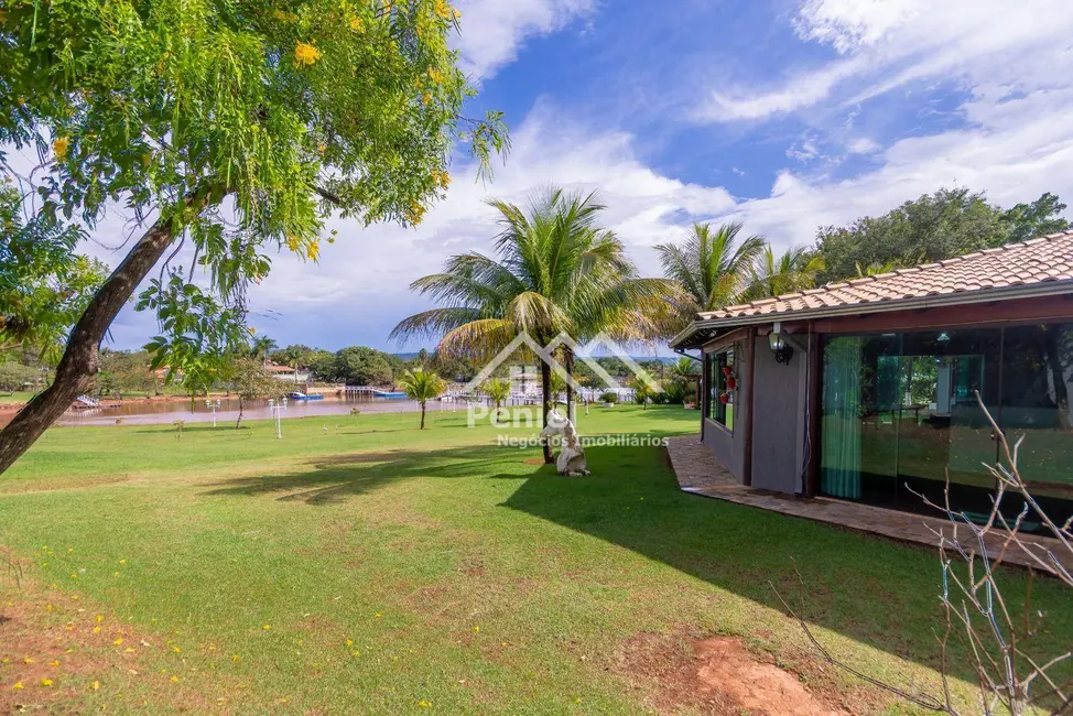 Sítio / Rancho com 5 quartos à venda, 3400m2 em Rifaina - SP - imagem 5 Foto 5 de Sítio / Rancho com 5 quartos à venda, 3400m2 em Rifaina - SP