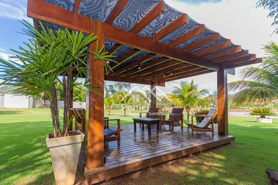 Sítio / Rancho com 5 quartos à venda, 3400m2 em Rifaina - SP - imagem 7 Foto 7 de Sítio / Rancho com 5 quartos à venda, 3400m2 em Rifaina - SP