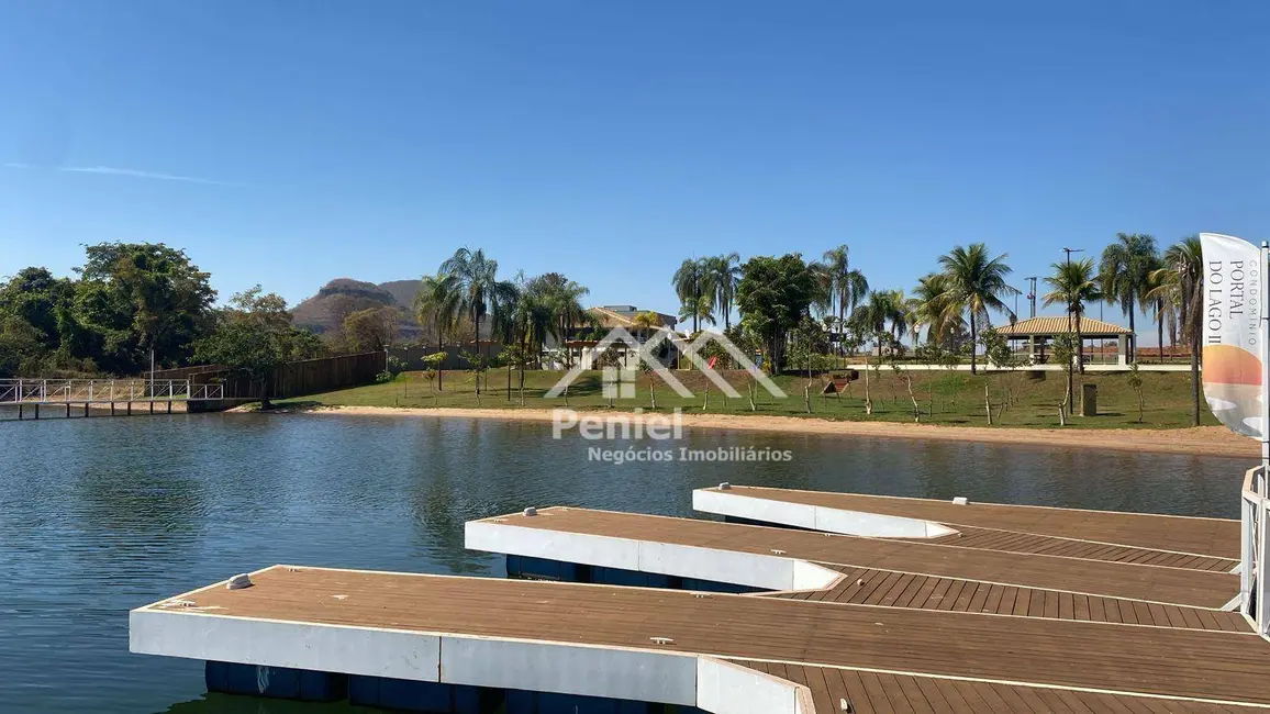 Foto 6 de Terreno / Lote à venda, 403m2 em Sacramento - MG