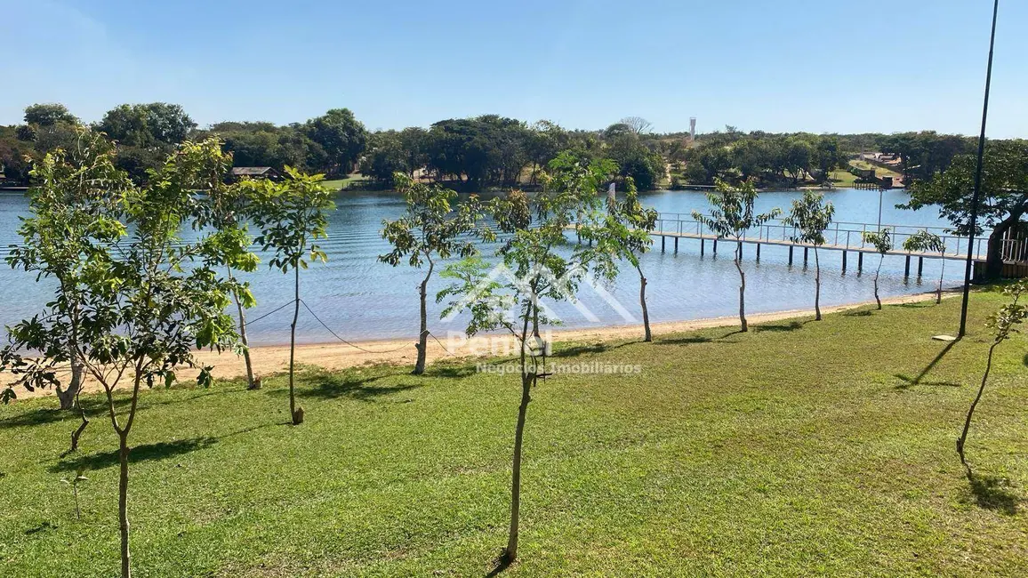 Foto 9 de Terreno / Lote à venda, 403m2 em Sacramento - MG