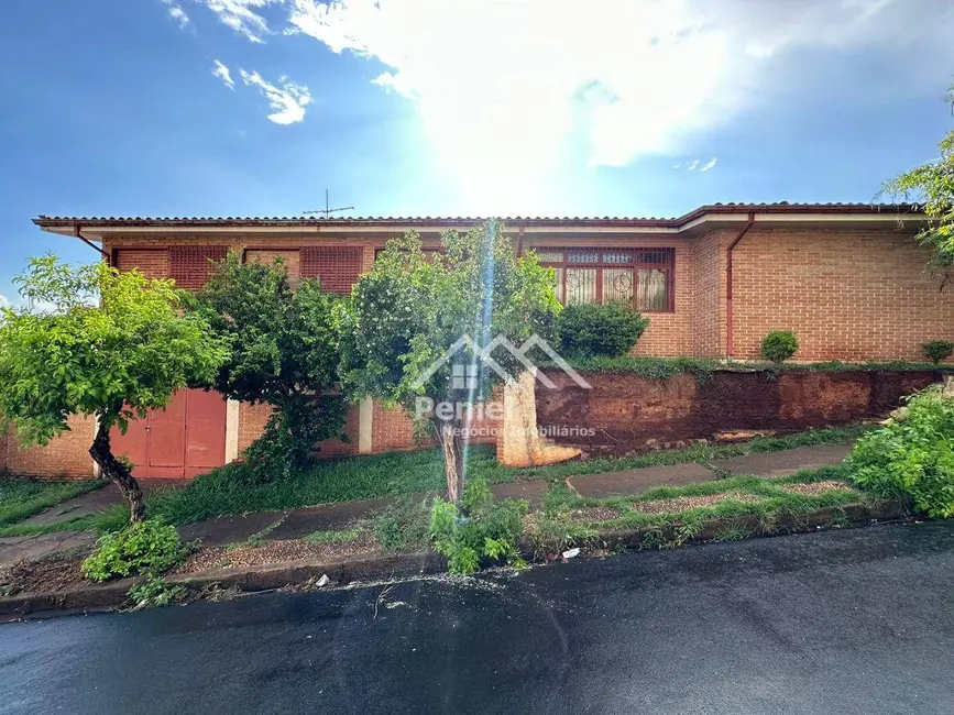 Casa com 3 quartos à venda, 300m2 em Jardim Palma Travassos, Ribeirao Preto - SP - imagem 4 Foto 4 de Casa com 3 quartos à venda, 300m2 em Jardim Palma Travassos, Ribeirao Preto - SP