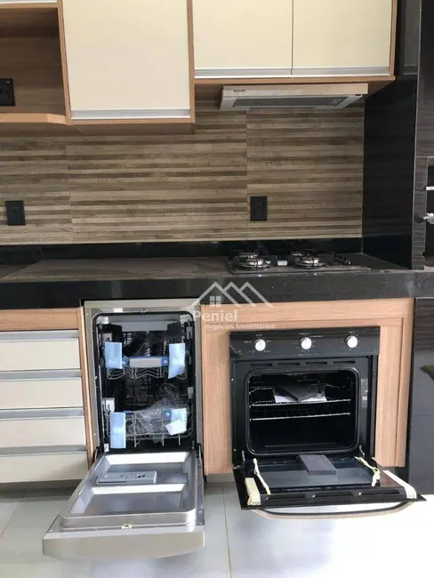 Foto 2 de Casa de Condomínio com 3 quartos à venda, 250m2 em Jardim Cybelli, Ribeirao Preto - SP