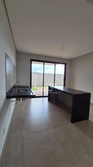 Casa de Condomínio com 3 quartos à venda, 250m2 em Recreio Anhangüera, Ribeirao Preto - SP - imagem 6 Foto 6 de Casa de Condomínio com 3 quartos à venda, 250m2 em Recreio Anhangüera, Ribeirao Preto - SP