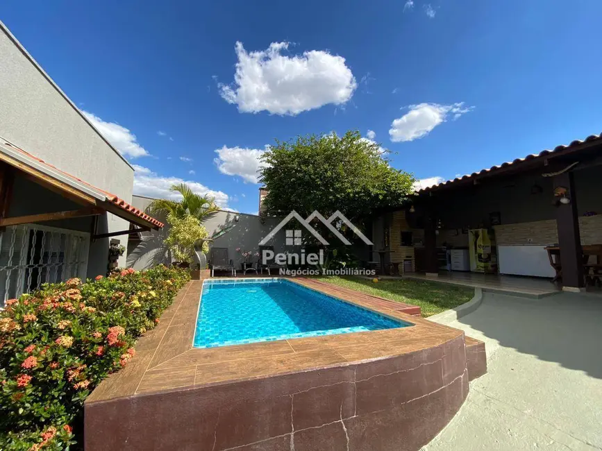 Foto 9 de Casa com 3 quartos à venda, 252m2 em Centro, Rifaina - SP