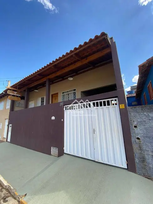 Foto 6 de Casa com 3 quartos à venda, 252m2 em Centro, Rifaina - SP