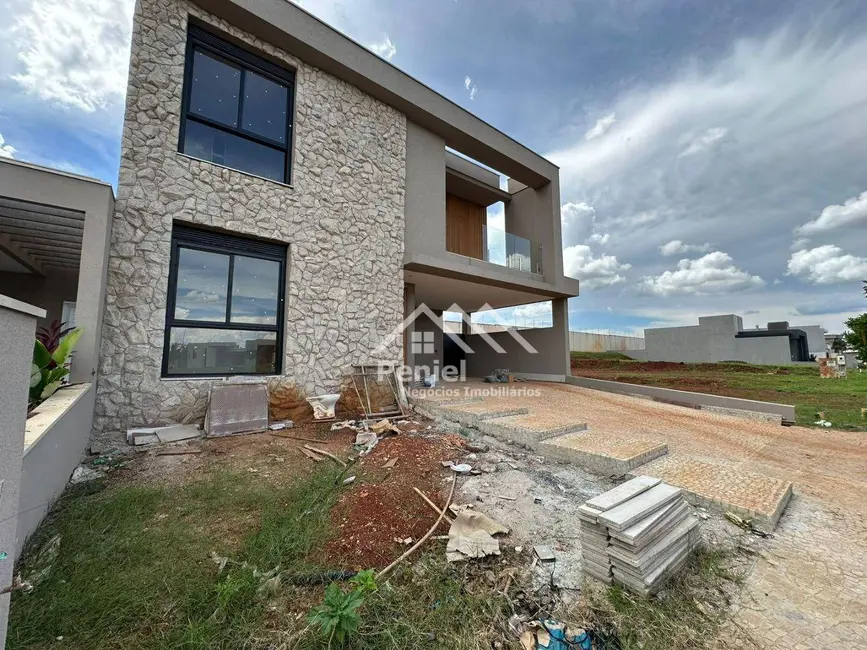 Sobrado com 3 quartos à venda, 320m2 em Ribeirao Preto - SP - imagem 3 Foto 3 de Sobrado com 3 quartos à venda, 320m2 em Ribeirao Preto - SP