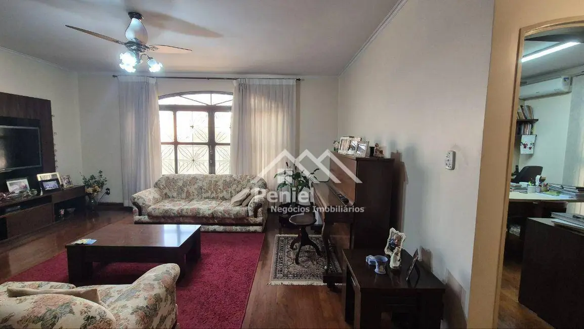 Casa com 3 quartos à venda, 300m2 em Jardim Palma Travassos, Ribeirao Preto - SP - imagem 5 Foto 5 de Casa com 3 quartos à venda, 300m2 em Jardim Palma Travassos, Ribeirao Preto - SP