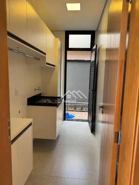 Foto 8 de Sobrado com 4 quartos à venda, 263m2 em Recreio das Acácias, Ribeirao Preto - SP