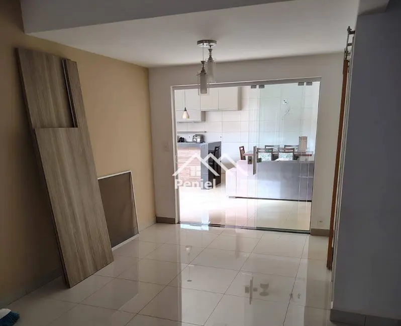 Sobrado com 4 quartos à venda, 368m2 em Ribeirao Preto - SP - imagem 5 Foto 5 de Sobrado com 4 quartos à venda, 368m2 em Ribeirao Preto - SP