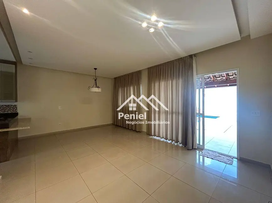 Casa de Condomínio com 2 quartos à venda, 134m2 em Ribeirao Preto - SP - imagem 4 Foto 4 de Casa de Condomínio com 2 quartos à venda, 134m2 em Ribeirao Preto - SP