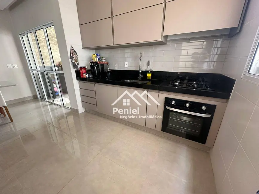 Sobrado com 3 quartos à venda, 161m2 em Ribeirao Preto - SP - imagem 4 Foto 4 de Sobrado com 3 quartos à venda, 161m2 em Ribeirao Preto - SP