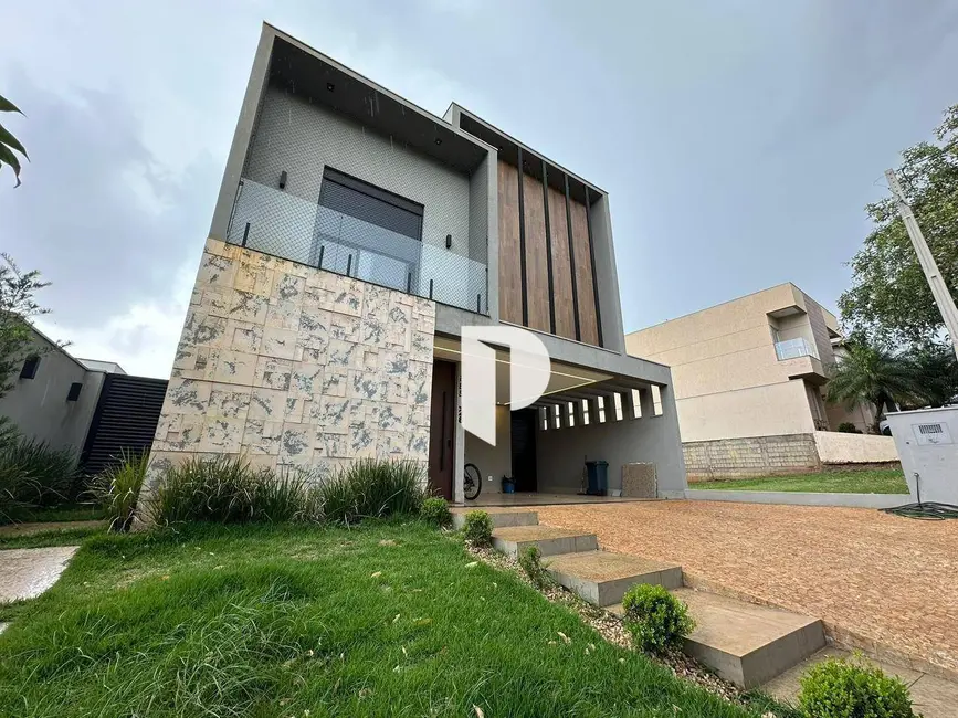 Sobrado com 4 quartos à venda, 212m2 em Ribeirao Preto - SP - imagem 3 Foto 3 de Sobrado com 4 quartos à venda, 212m2 em Ribeirao Preto - SP