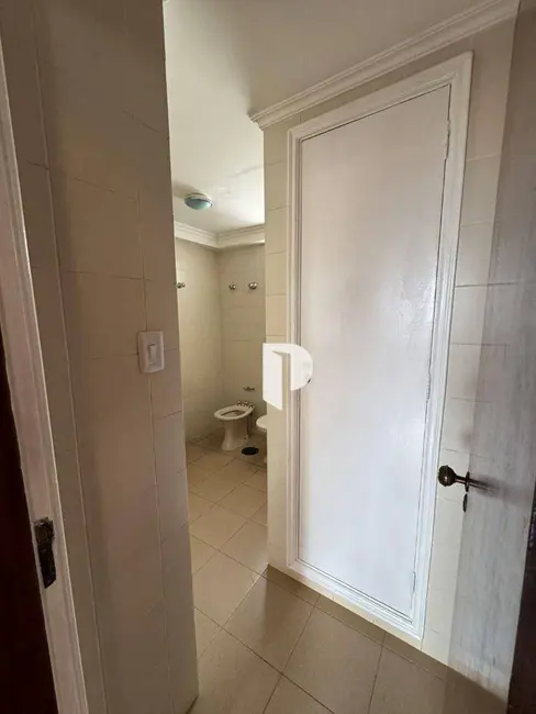 Apartamento com 3 quartos à venda, 134m2 em Centro, Ribeirao Preto - SP - imagem 7 Foto 7 de Apartamento com 3 quartos à venda, 134m2 em Centro, Ribeirao Preto - SP