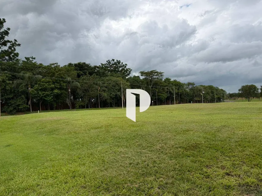 Terreno / Lote à venda, 1630m2 em Cravinhos - SP - imagem 6 Foto 6 de Terreno / Lote à venda, 1630m2 em Cravinhos - SP