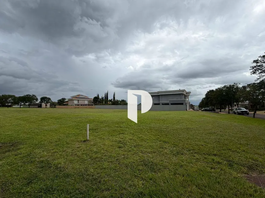 Terreno / Lote à venda, 1630m2 em Cravinhos - SP - imagem 8 Foto 8 de Terreno / Lote à venda, 1630m2 em Cravinhos - SP