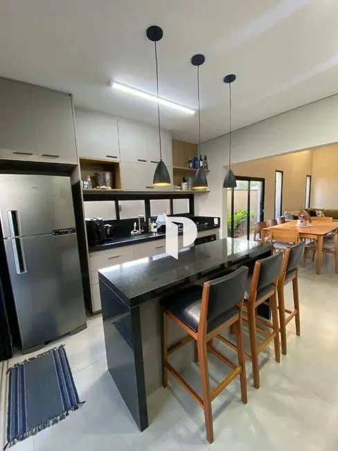 Foto 6 de Casa de Condomínio com 3 quartos à venda e para alugar, 300m2 em Ribeirao Preto - SP