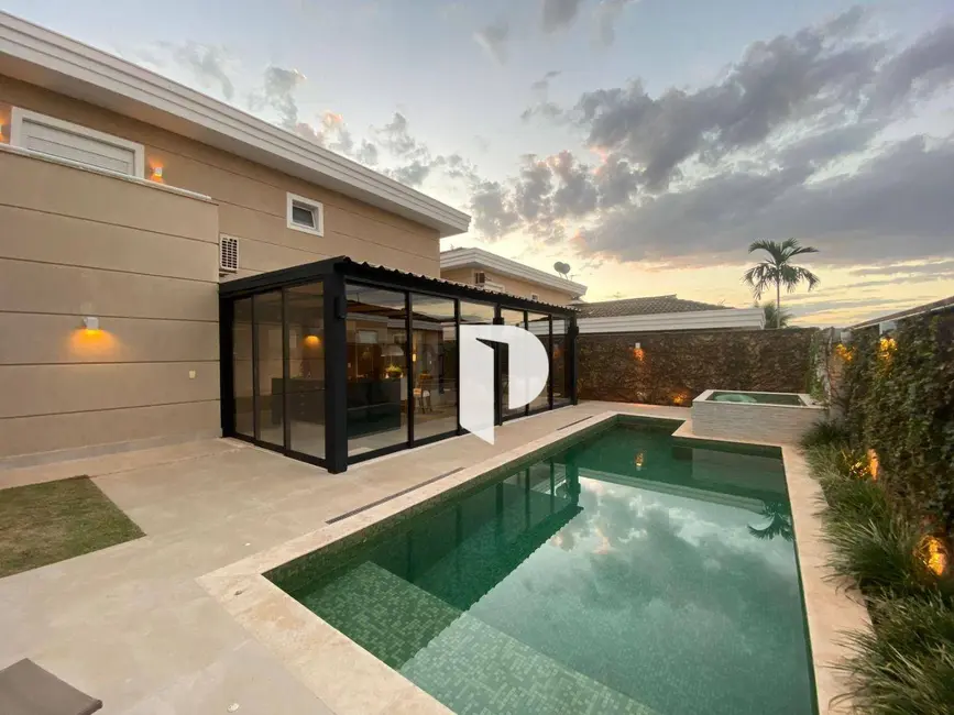 Casa de Condomínio com 3 quartos à venda, 400m2 em Ribeirao Preto - SP - imagem 1 Foto 1 de Casa de Condomínio com 3 quartos à venda, 400m2 em Ribeirao Preto - SP