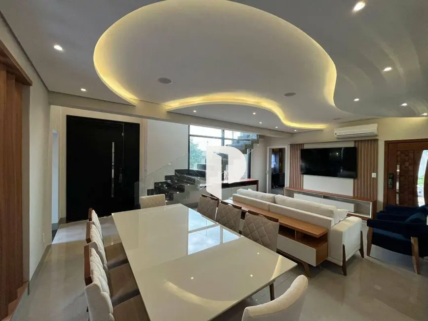 Sobrado com 5 quartos à venda, 331m2 em Ribeirao Preto - SP - imagem 8 Foto 8 de Sobrado com 5 quartos à venda, 331m2 em Ribeirao Preto - SP