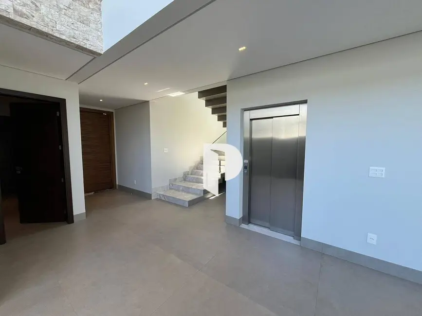 Casa de Condomínio com 5 quartos à venda, 509m2 em Ribeirao Preto - SP - imagem 4 Foto 4 de Casa de Condomínio com 5 quartos à venda, 509m2 em Ribeirao Preto - SP