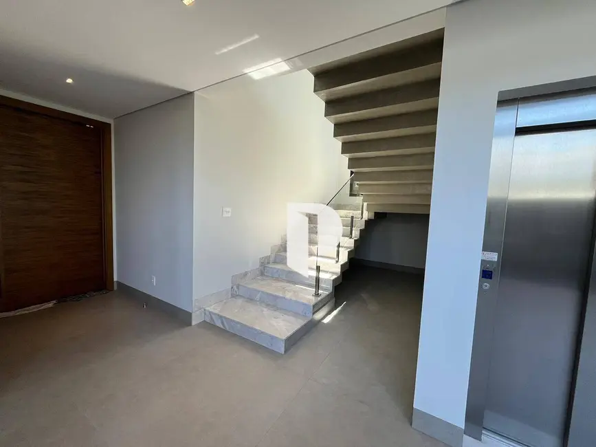 Casa de Condomínio com 5 quartos à venda, 509m2 em Ribeirao Preto - SP - imagem 2 Foto 2 de Casa de Condomínio com 5 quartos à venda, 509m2 em Ribeirao Preto - SP