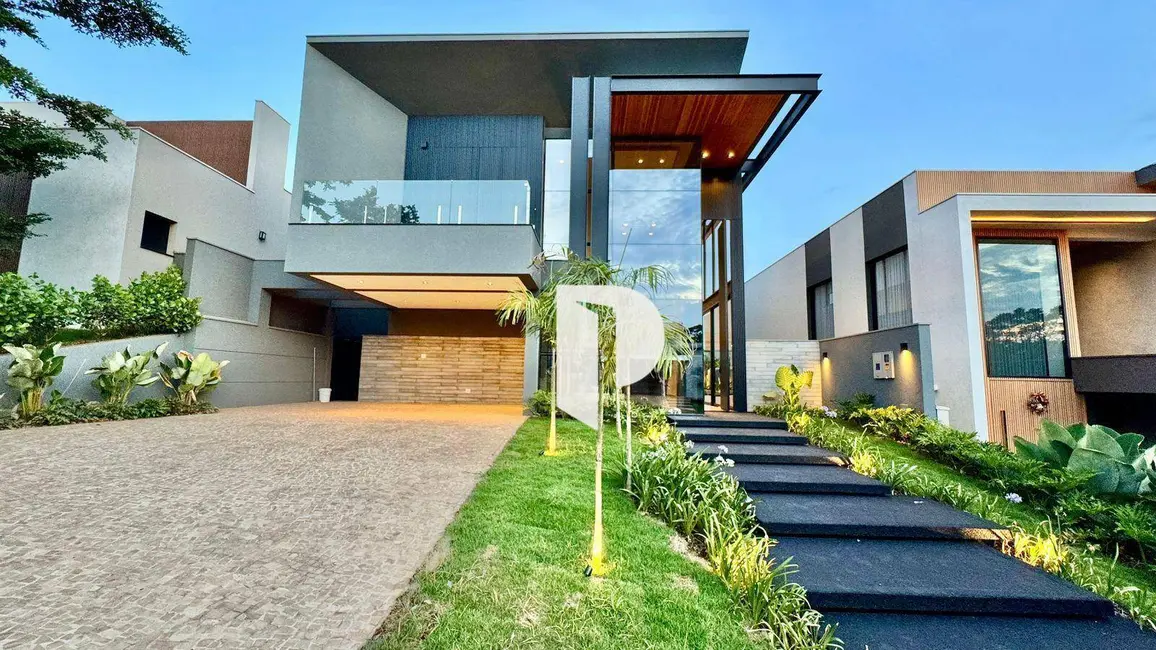 Foto 1 de Sobrado com 4 quartos à venda, 500m2 em Ribeirao Preto - SP