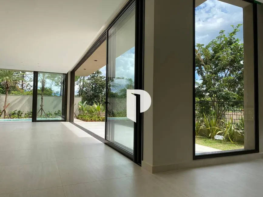 Sobrado com 4 quartos à venda, 563m2 em Ribeirao Preto - SP - imagem 3 Foto 3 de Sobrado com 4 quartos à venda, 563m2 em Ribeirao Preto - SP