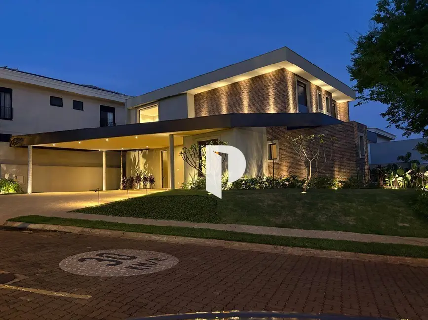 Sobrado com 4 quartos à venda, 601m2 em Ribeirao Preto - SP - imagem 2 Foto 2 de Sobrado com 4 quartos à venda, 601m2 em Ribeirao Preto - SP
