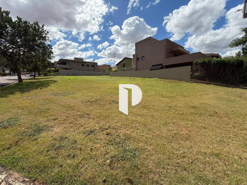 Foto 1 de Terreno / Lote à venda, 533m2 em Ribeirao Preto - SP