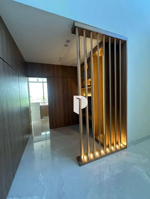 Sobrado com 4 quartos à venda, 364m2 em Vila do Golf, Ribeirao Preto - SP - imagem 7 Foto 7 de Sobrado com 4 quartos à venda, 364m2 em Vila do Golf, Ribeirao Preto - SP