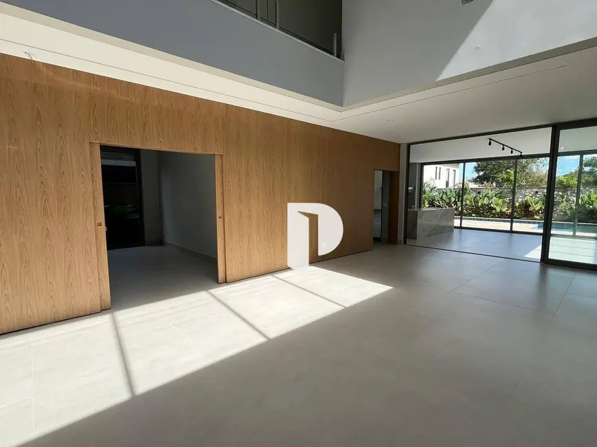 Sobrado com 4 quartos à venda, 502m2 em Ribeirao Preto - SP - imagem 4 Foto 4 de Sobrado com 4 quartos à venda, 502m2 em Ribeirao Preto - SP