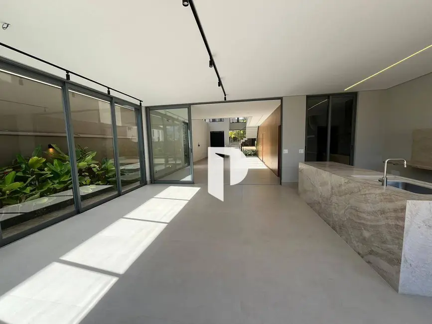 Sobrado com 4 quartos à venda, 502m2 em Ribeirao Preto - SP - imagem 7 Foto 7 de Sobrado com 4 quartos à venda, 502m2 em Ribeirao Preto - SP